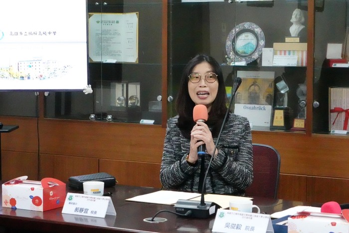 【1141211】高雄大學法學院與本市楠梓高中簽署合作意向書圖片