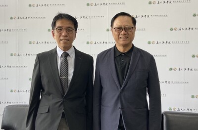 【1150407】巴巴事業黃炯輝董事長訪問法學院圖片