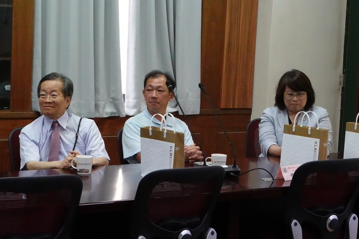 【1140528】法學院與韓國法制研究院簽署交流協定圖片