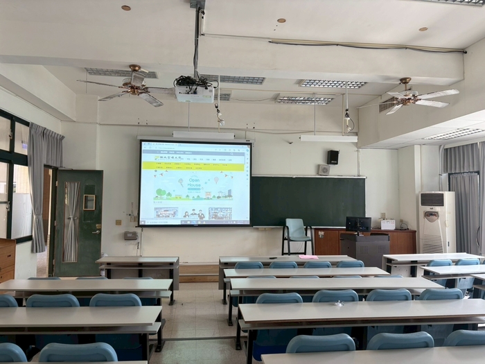 【1150212】高雄大學法學院 202、204 教室教學設備全面升級｜開學前，為學習先準備好一切圖片