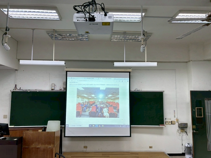 【1150212】高雄大學法學院 202、204 教室教學設備全面升級｜開學前，為學習先準備好一切圖片