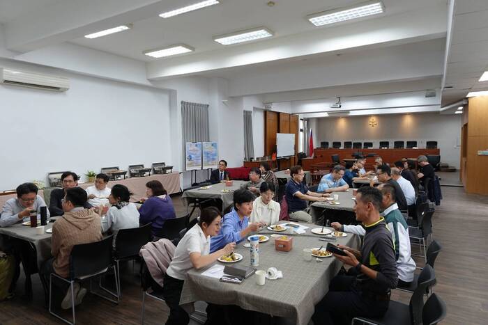 【1141120】法學院教師與導師輔導經驗分享座談會圖片